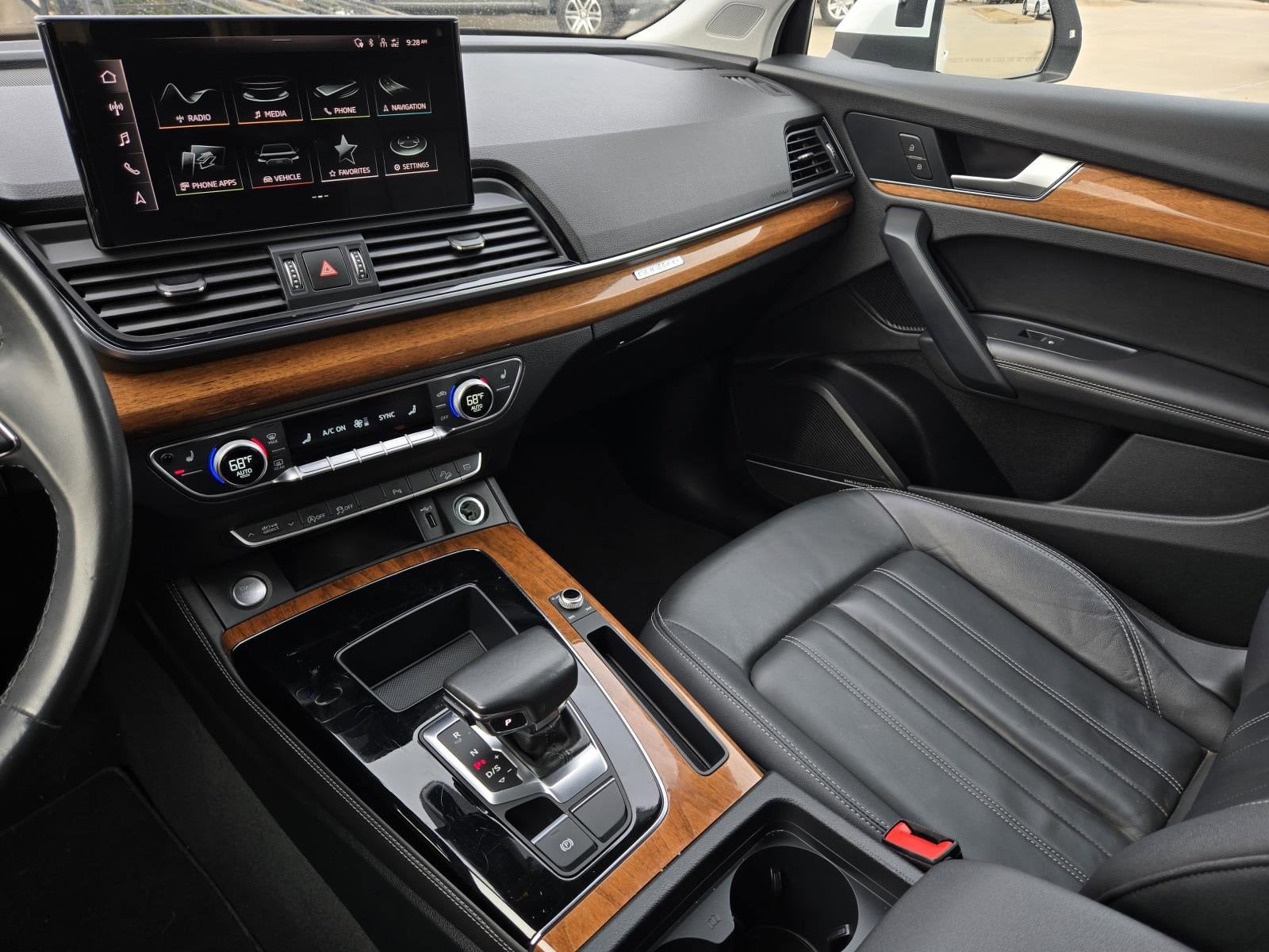 2023 Audi Q5 S line Premium Plus