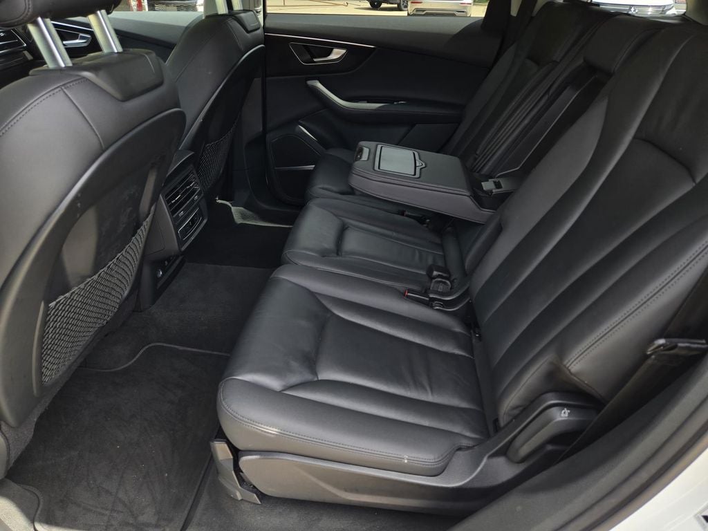 2024 Audi Q7 Premium Plus