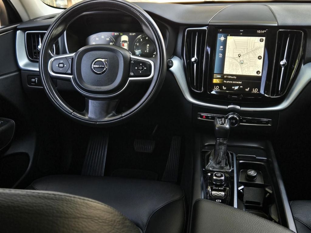 2018 Volvo XC60 Momentum