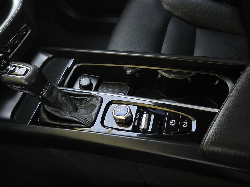 2018 Volvo XC60 Momentum