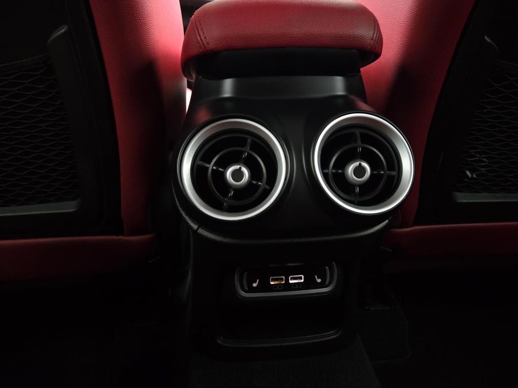 2022 Alfa Romeo Stelvio Veloce