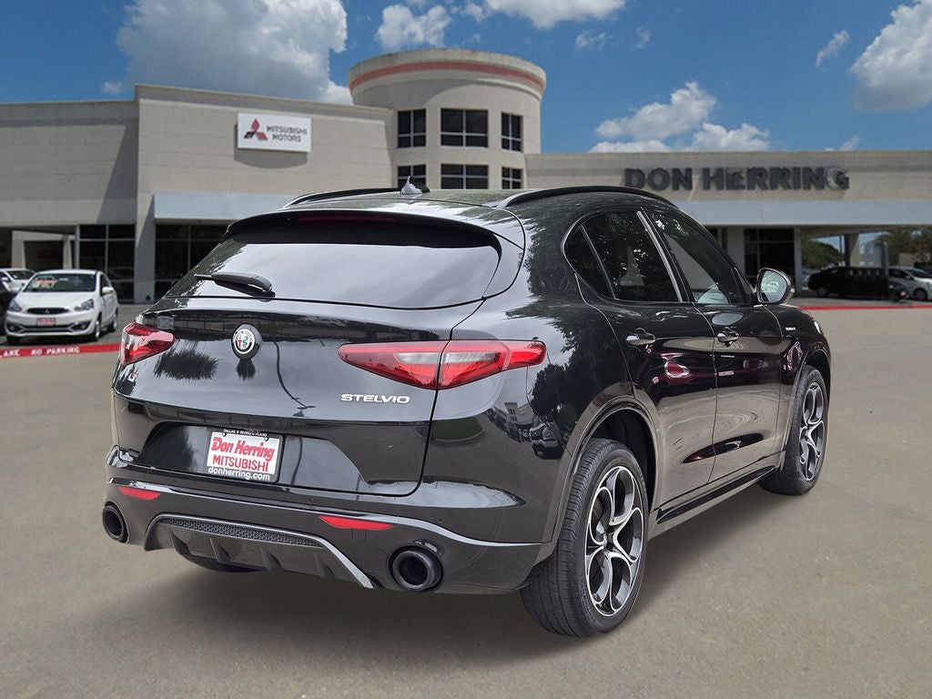 2022 Alfa Romeo Stelvio Veloce