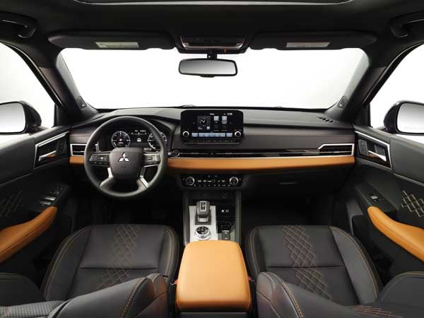2023 Outlander PHEV Interior
