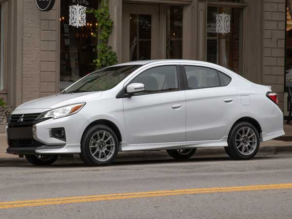 Mitsubishi Mirage G4