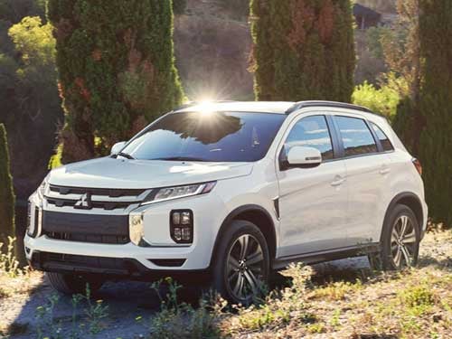 White 2023 Mitsubishi Outlander Sport exterior
