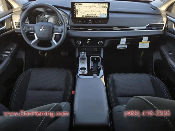 2026 Mitsubishi Outlander Dashboard
