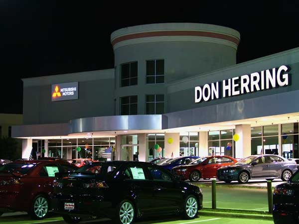 Don Herring Mitsubishi in Plano, TX at Night